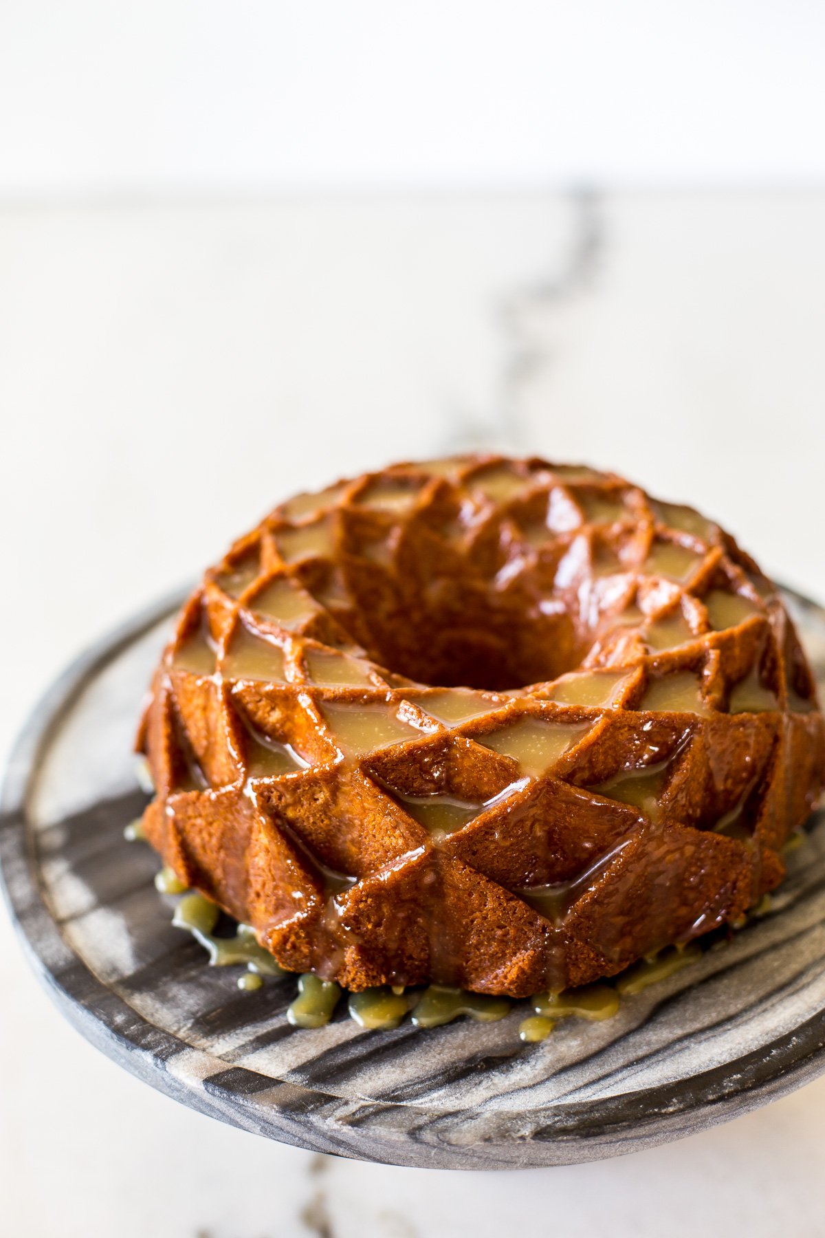 Rich Brown Sugar Bundt Cake: Tender, Tangy, and Caramel-Glazed